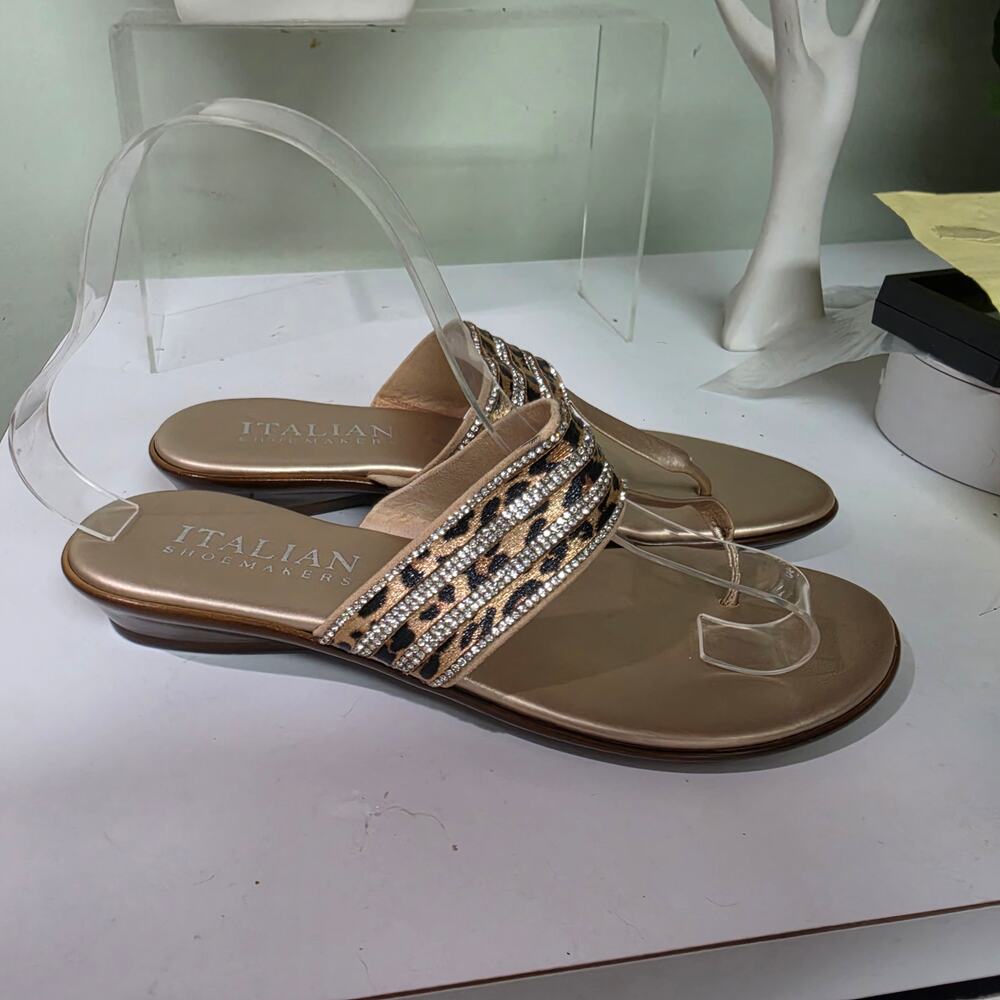 ITALIAN SHOEMAKERS Cushion soles sandals thong flip flop leopard design. 7.5 - Picture 4 of 8